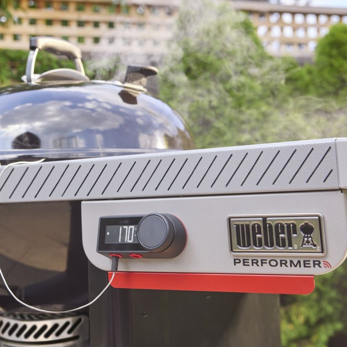 Smart Grill Węglowy z wyświetlaczem WEBER Performer Smart 57 cm